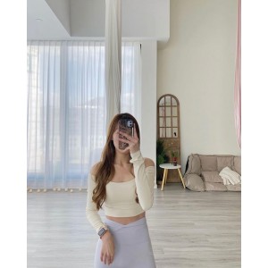 Friday‘s.vibes MD2038-off shoulder top 
