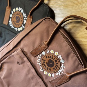 自選配搭 Fjallraven Kanken No,2 –  Dazzling Jasmine /Classic Size 