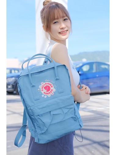 Fjallraven Kanken Embroidery – Sky Blue  /Earth Floral