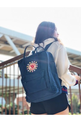 [刺繡限定!] Fjallraven Kanken –  Royal Blue/ Daisy Blossom