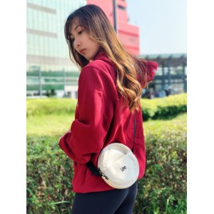 LEE 圓形絨毛斜揹袋/ White